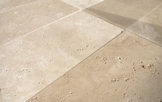 TRAVERTIN CLASSIC LIGHT GEBÜRSTET